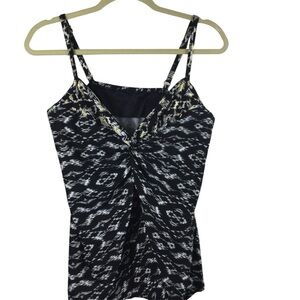 Miraclesuit Black and White‎ Love knot Tankini, NWT 18W